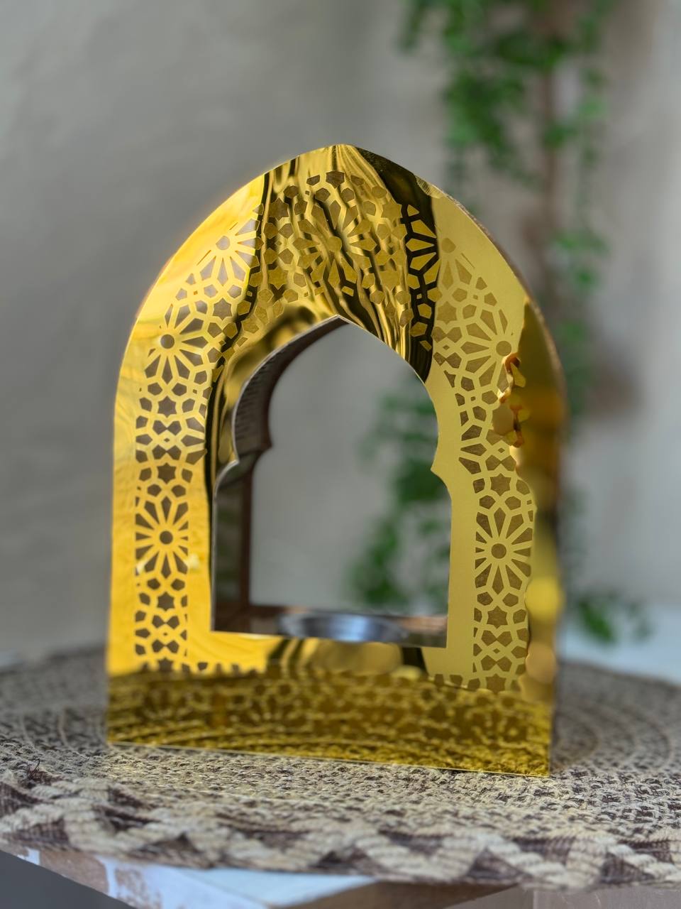 photo_5893326593843727266_y