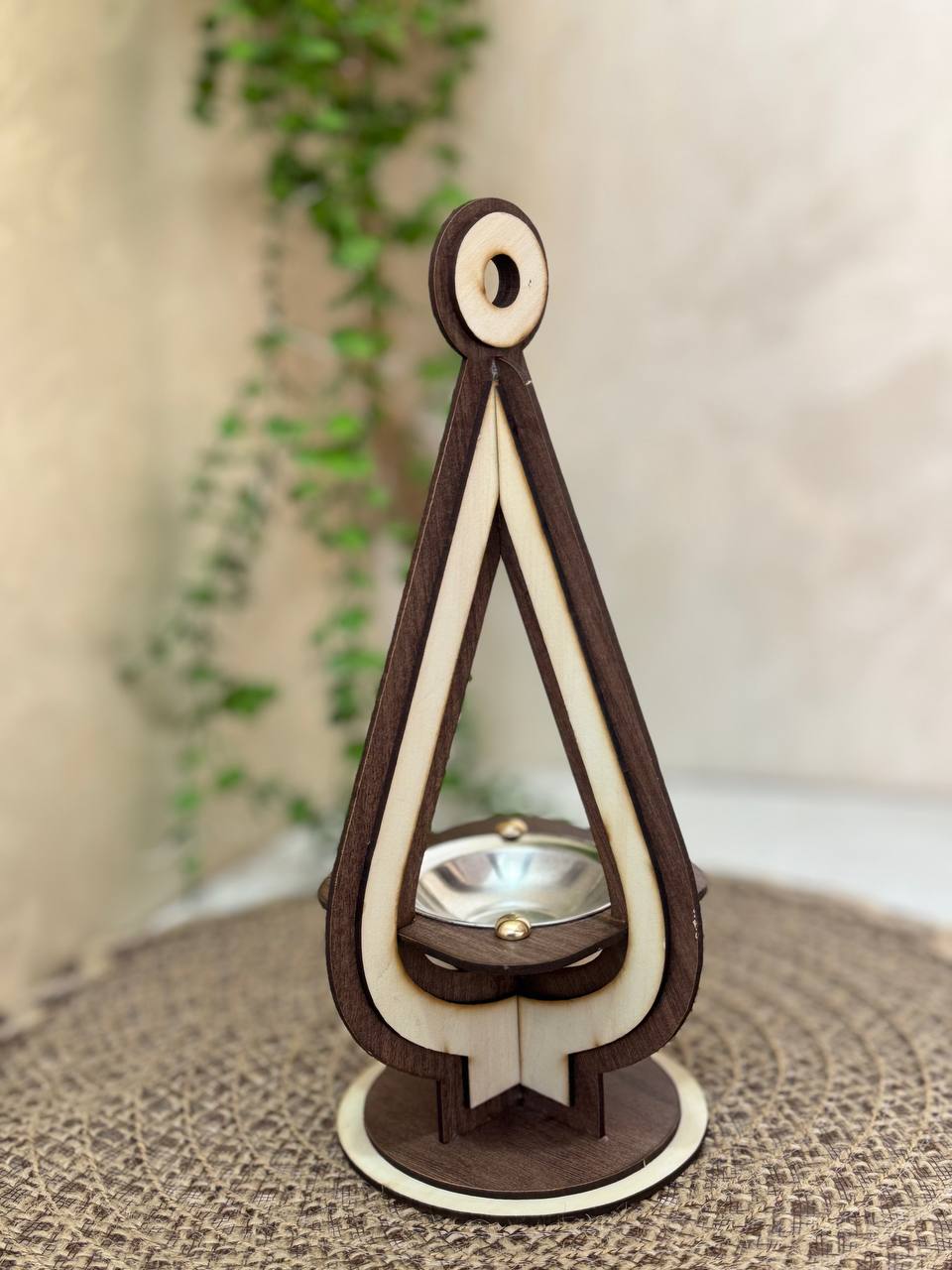 photo_5893326593843727269_y