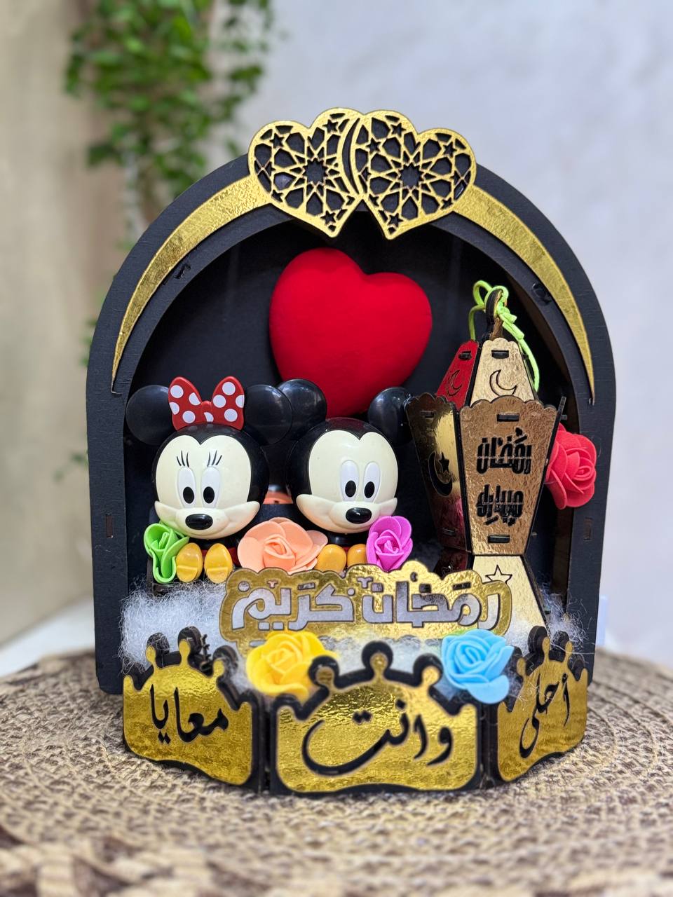 photo_5893326593843727319_y